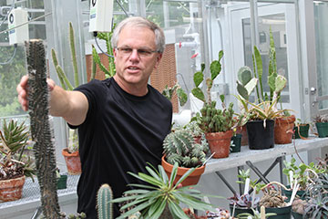 No Green Needed to Green this Greenhouse