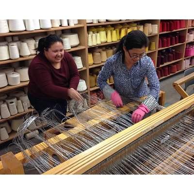 Warping a loom