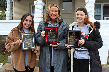 Students aid family in off-campus fire