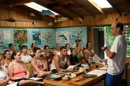 Marine Biology Class in Belize